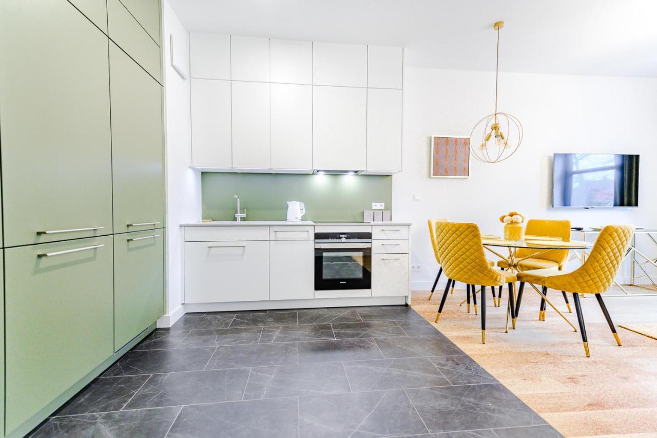 Aboutartapartments - Mlyn Maria Вроцлав Экстерьер фото