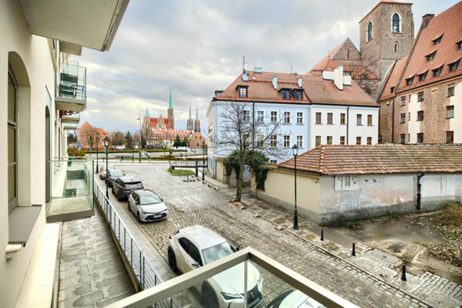 Aboutartapartments - Mlyn Maria Вроцлав Экстерьер фото